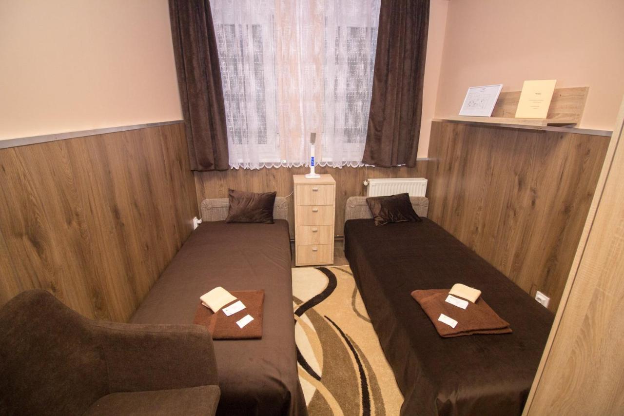Bed and Breakfast M7 Galéria Panzió à Letenye Extérieur photo